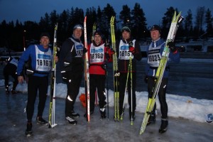 Einige Teilnehmer der 90 km langen Öppet Spår am Montag vor dem Hauptlauf