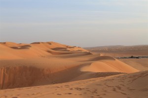 Unendliche Weite und Stille der Wüste