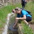Erfrischung während einer Levada-Wanderung