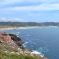 die kontrastreiche Küste prägen die Algarve