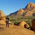 In Namibia gehen wir wandern. Hier an der Spitzkoppe haben wir viel Zeit eingeplant