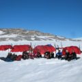 In der Hardangervidda und auf der Grönlanddurchquerung übernachten Sie zu zweit in komfortabel 3-Personen-Zelten.