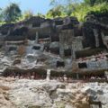 Die Felsengräber der Toraja