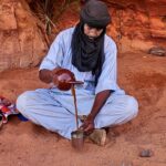 Traditionelle Tuareg-Teezubereitung