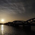 Ähnlich wie die Pont Faidherbe die alten und neuen Teile von St. Louis miteinander verbindet, bringen wir mit Boureima Teile Westafrikas zusammen.