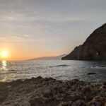 Traumhafte Sonnenuntergänge warten an einsamen Stränden