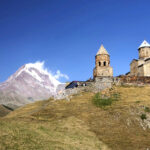 Großartige Berge und großartiges Essen: Wandern und Genießen in Georgien
